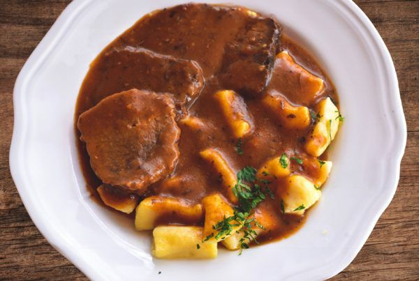 Recetas fáciles: receta de estofado de ternera con cebolla dulce
