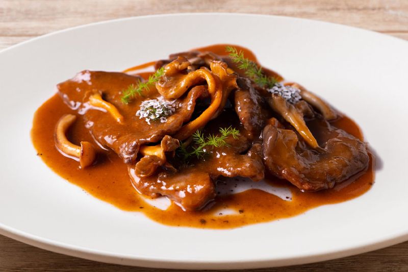 Receta de estofado de ternera. Uno de sus ingredientes es la cebolla dulce.